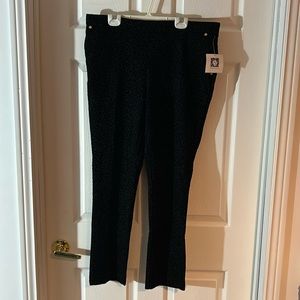 NWT Anne Klein slim ankle pants size large